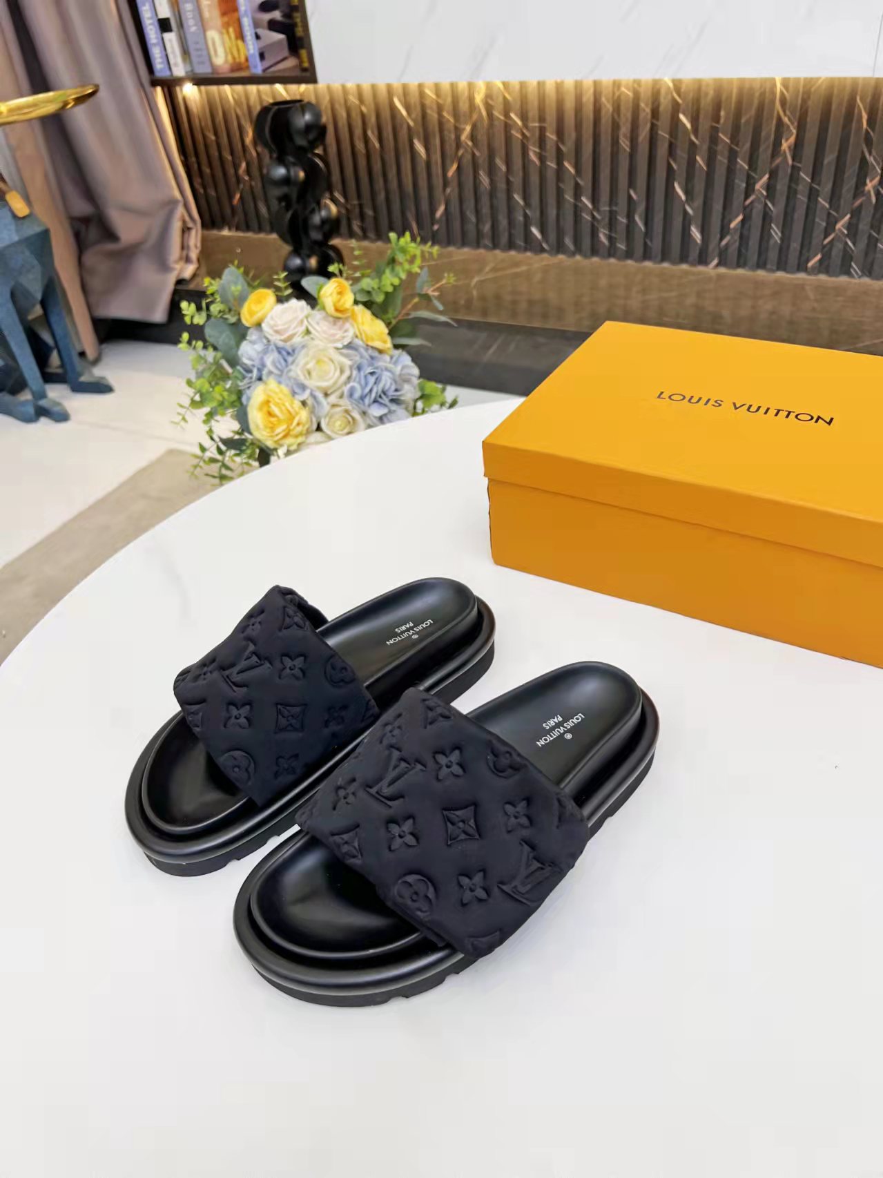 Louis Vuitton Slippers – Ali Plus