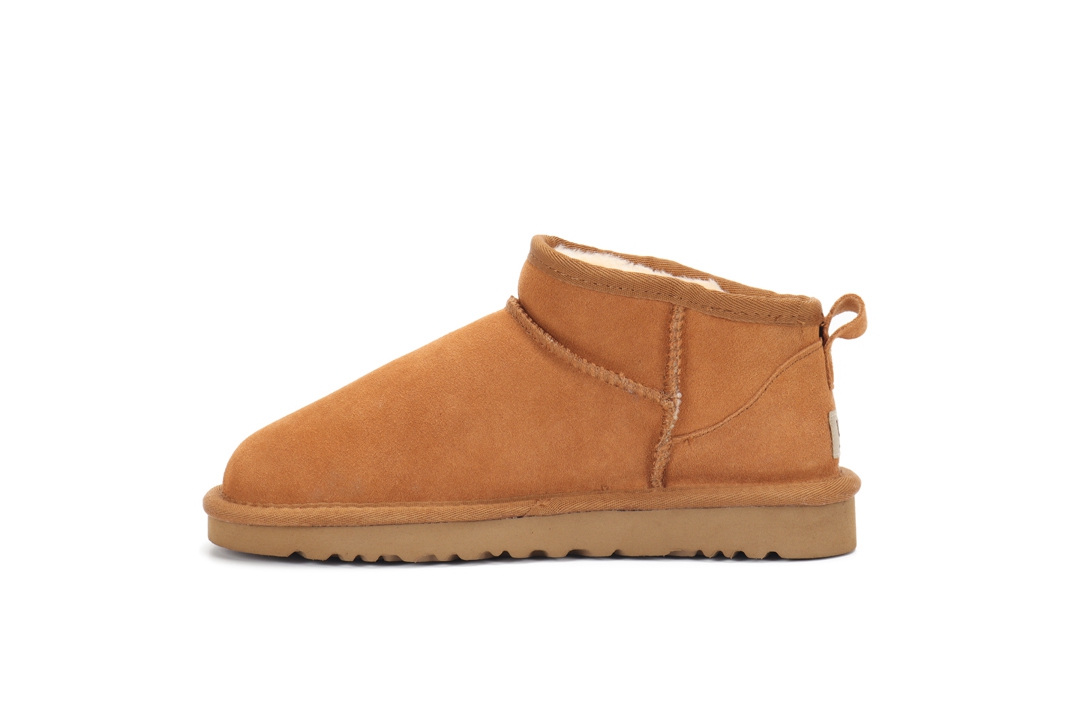 מגפי UGG נמוכות