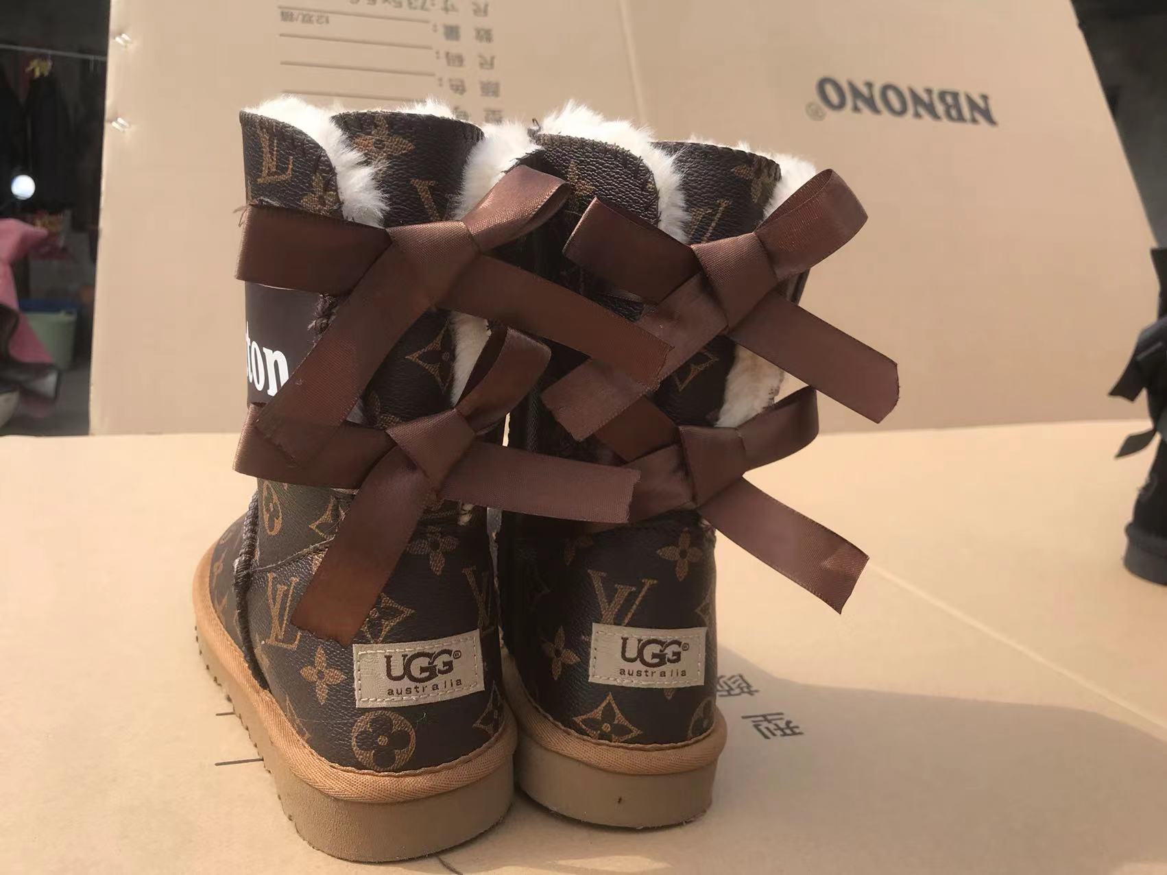 מגפי UGG לואי ויטון גוצי ודיור