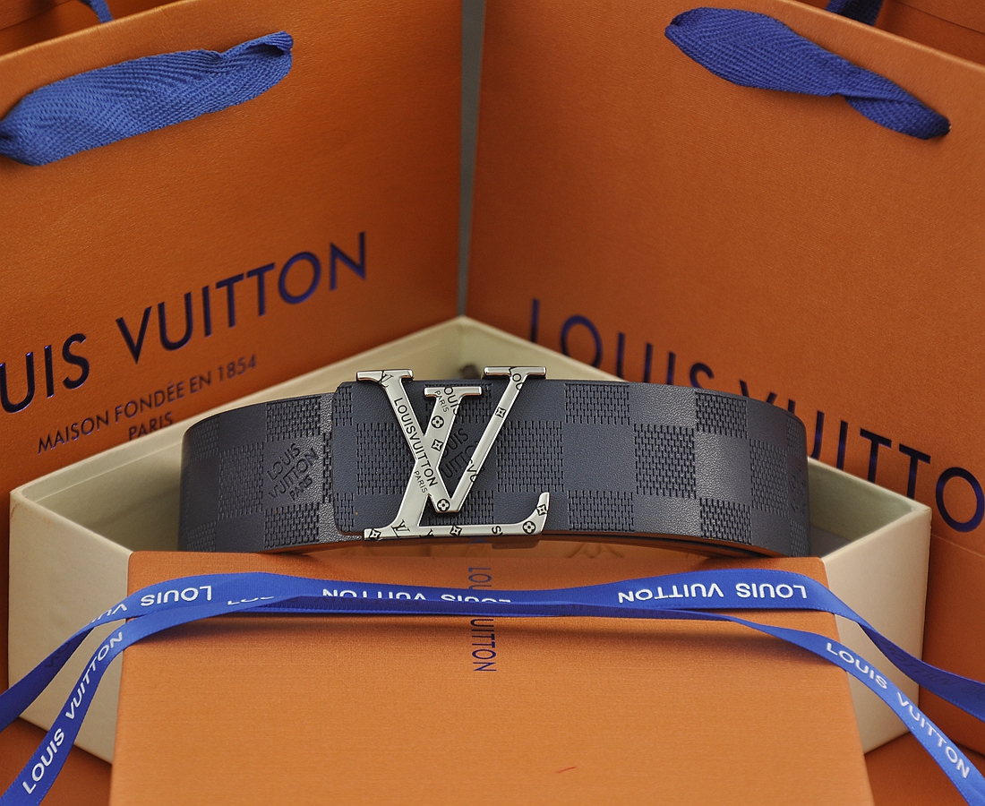 navy blue louis vuitton belt