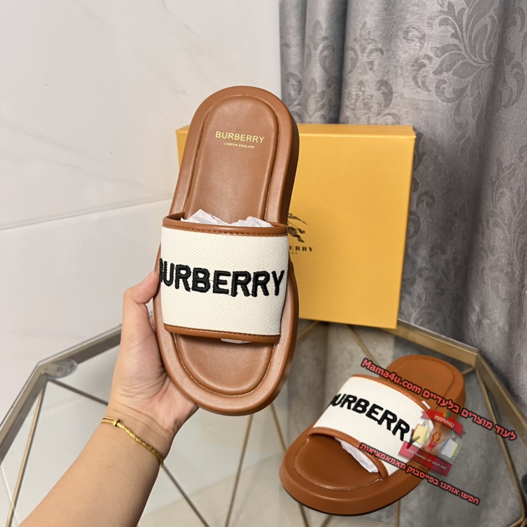 Slippers burberry store